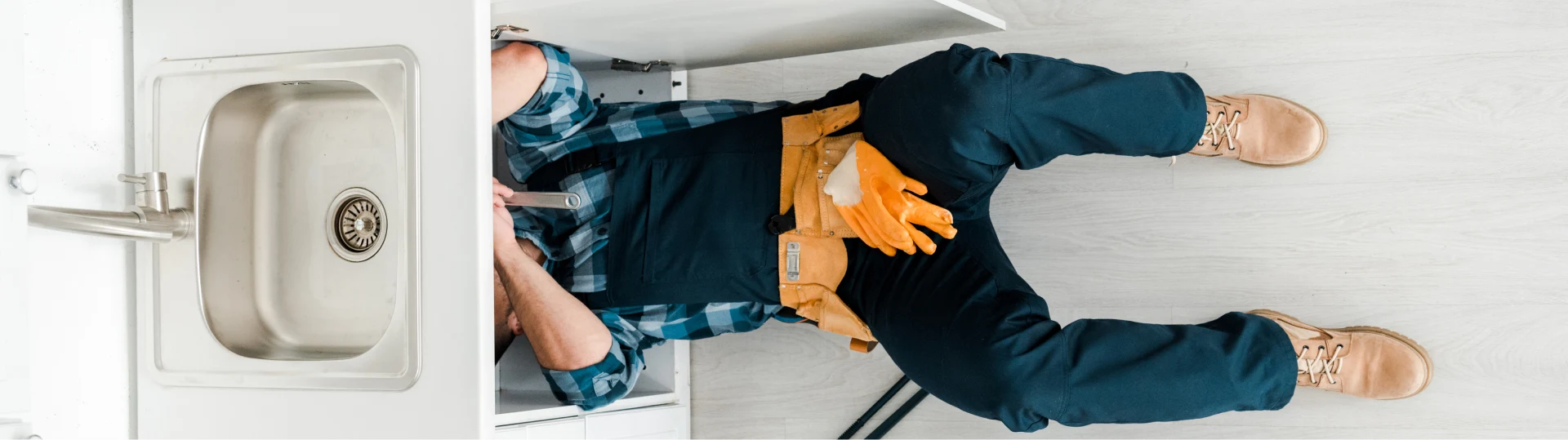 https://samharbplumbing.com/wp-content/uploads/2025/05/lp-faq-bg-04.webp