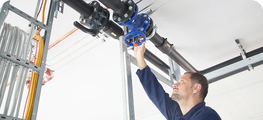 repair leaking pipes Mississauga